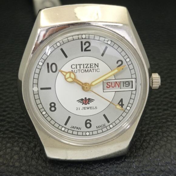 Vintage 1992 Citizen Automatic Mens Silver Watch W/daydate & Gold accents - Picture 4 of 10